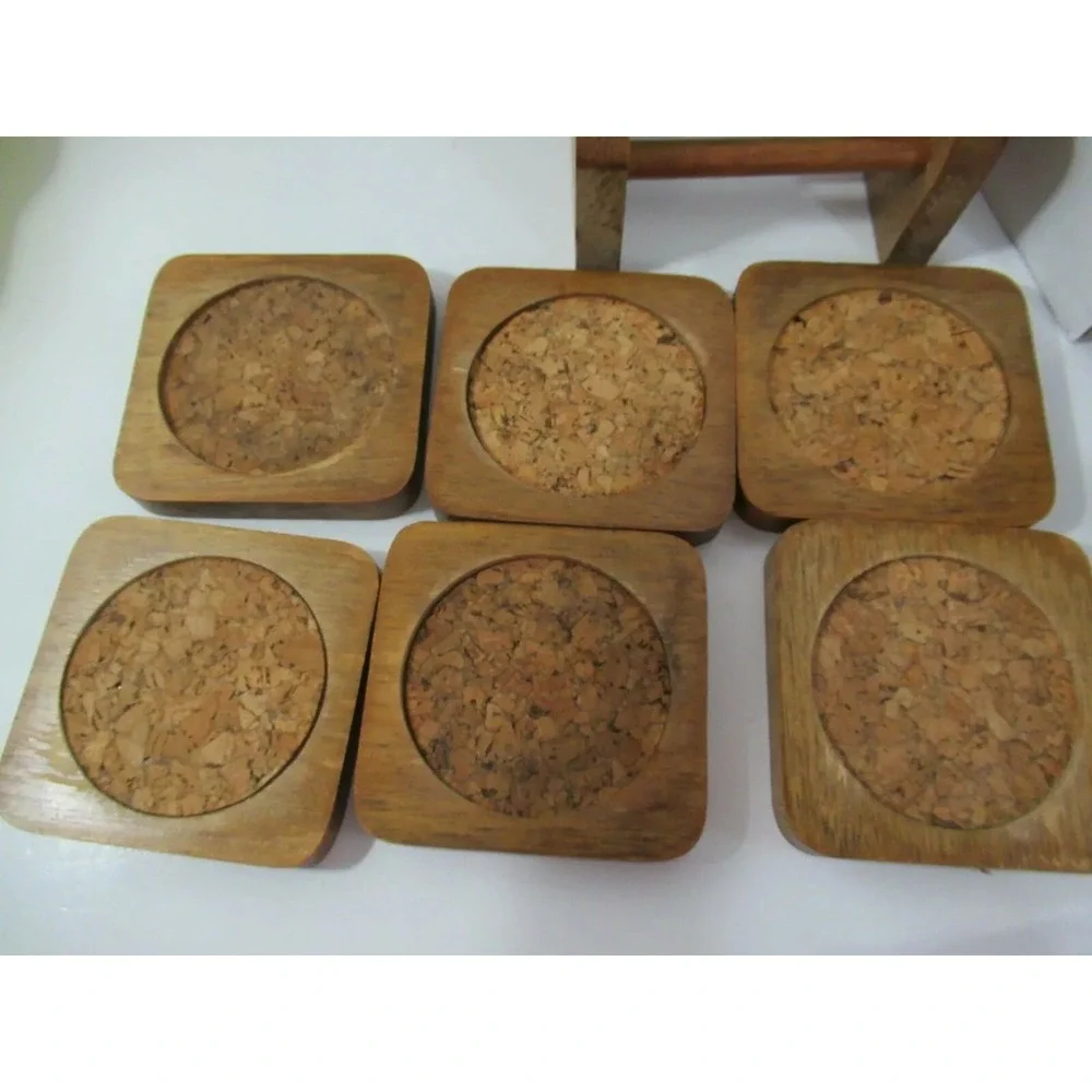 Vintage wood cork coaster set w/ stand in box Clorwood dist. Taiwan